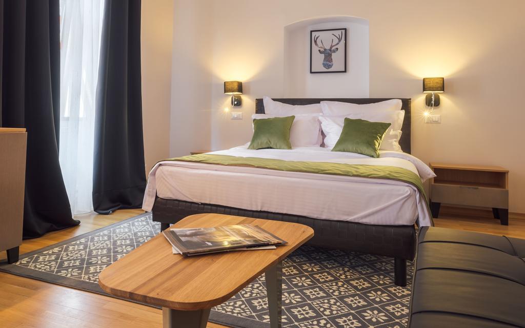Antler Boutique Hotell Braşov Eksteriør bilde
